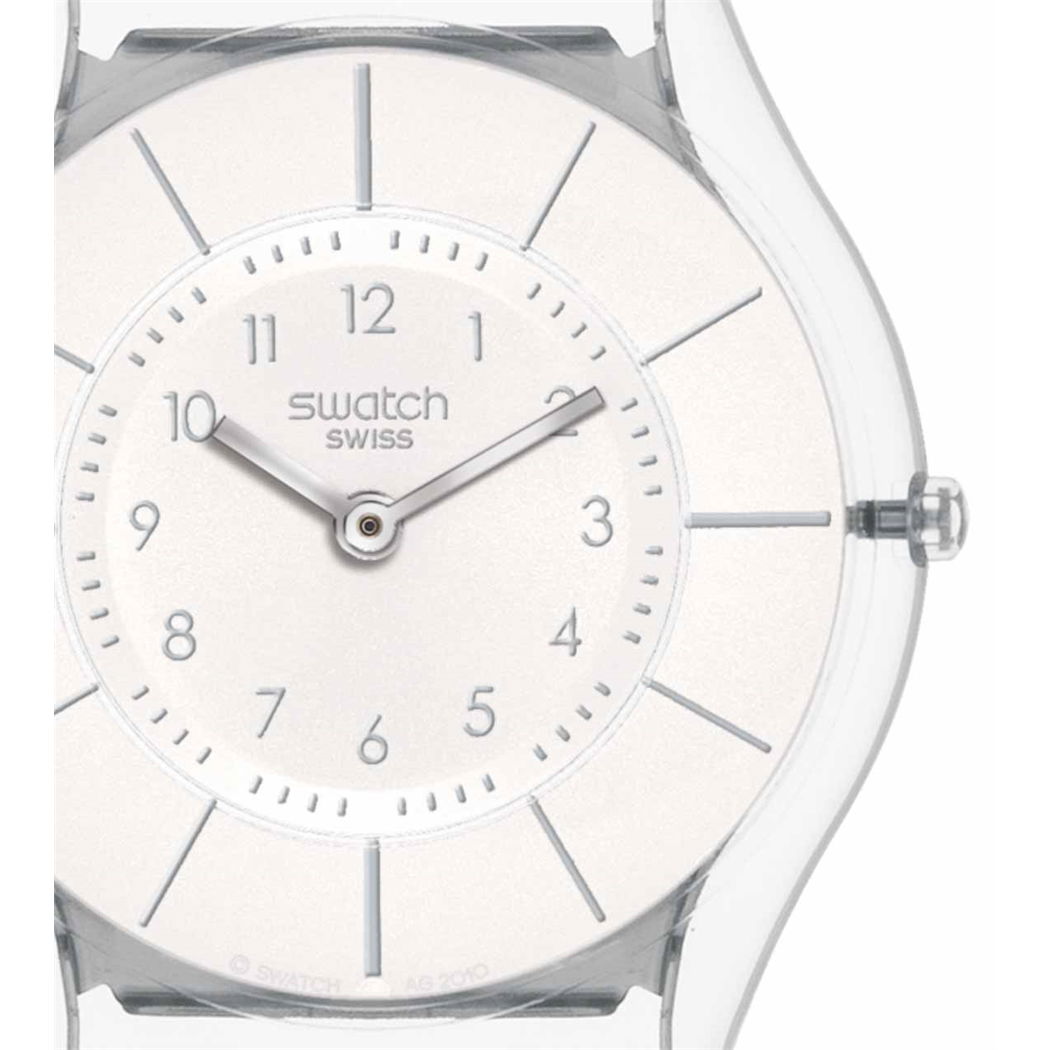 Swatch SFK360 Beyaz Silikon Kayışlı Bayan Saati 