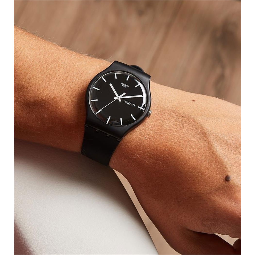 Swatch SUOB720 Siyah Erkek Saati