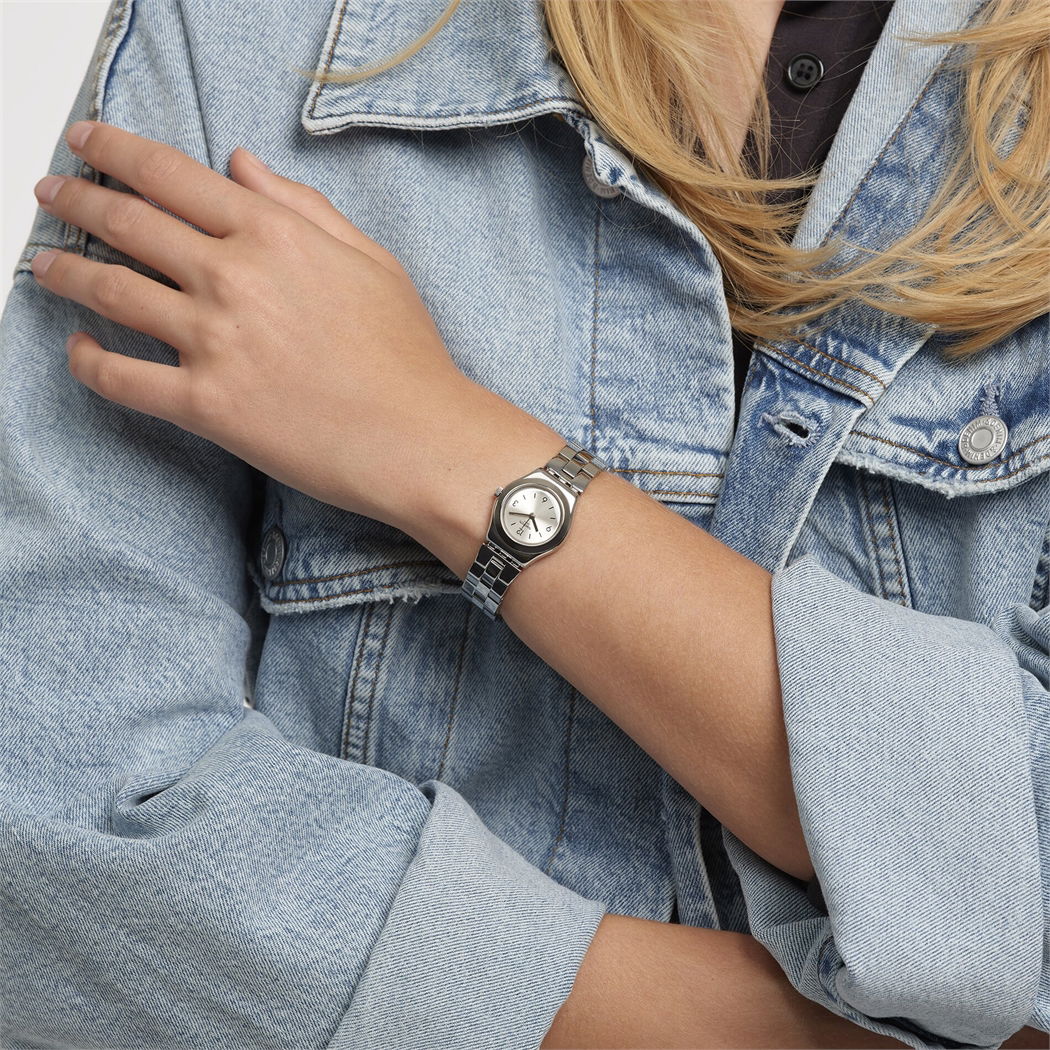 Swatch Irony Grandino Kadın Paslanmaz Çelik Gri Saat Yss300g