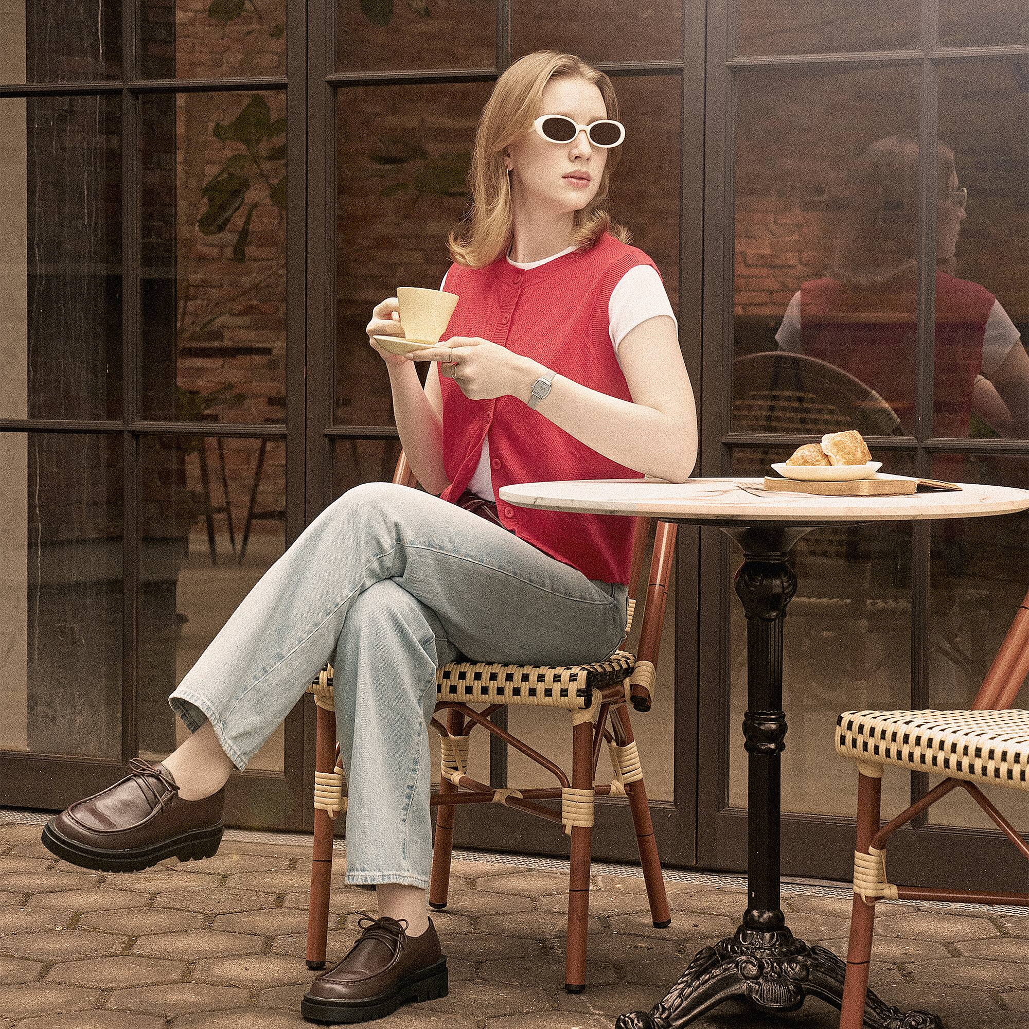 Casio La670wem-7df Dijital Retro Kadın Kol Saati