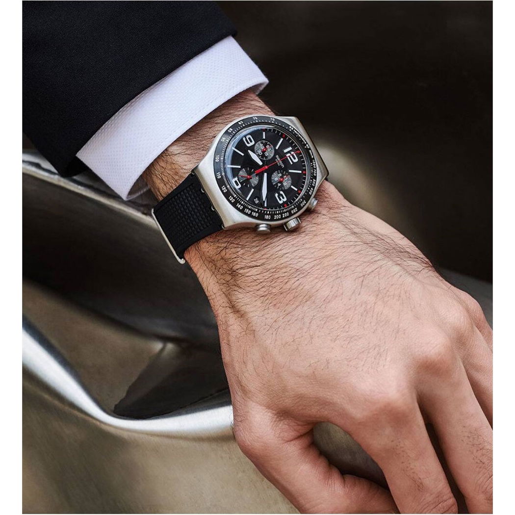 Swatch YVS461 Erkek Kol Saati