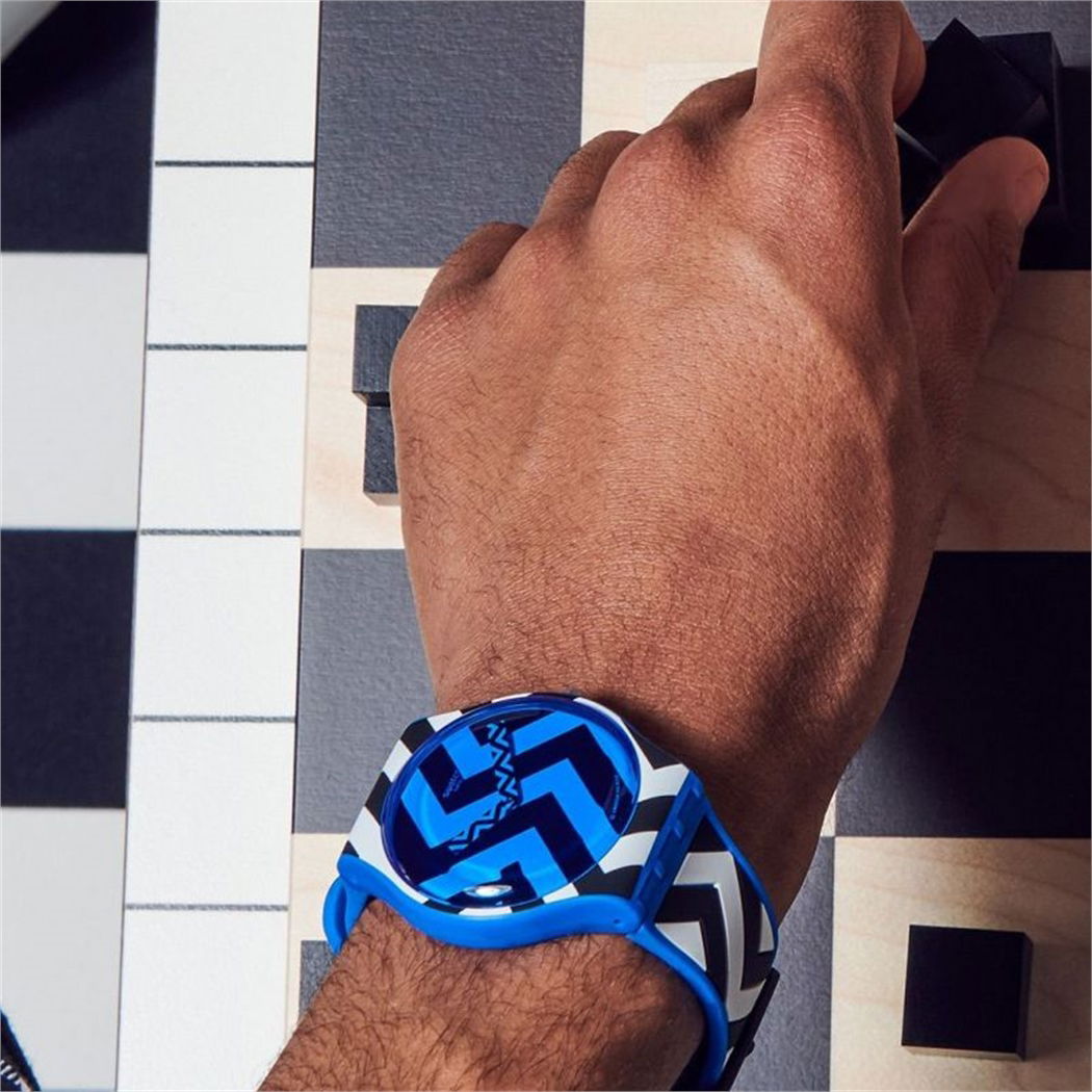 Swatch SUOS111 Unisex Kol Saati