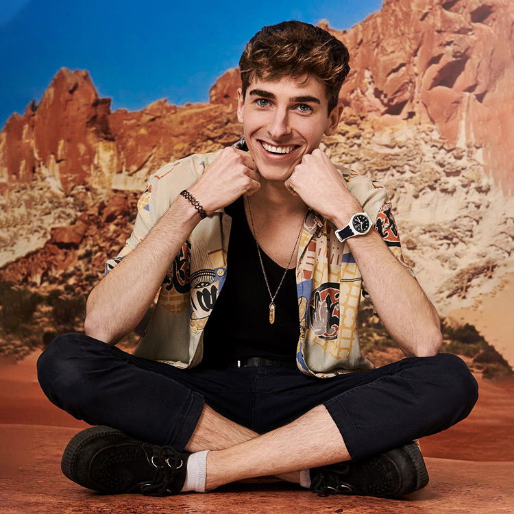 Swatch Gw715 NAVY LIGHT Kol Saati