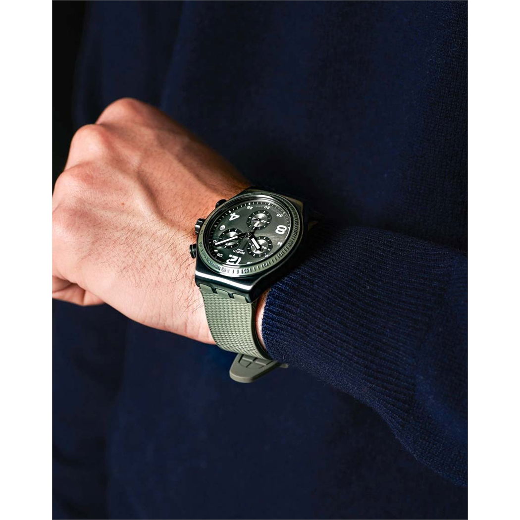 Swatch YVM404 Erkek Kol Saati