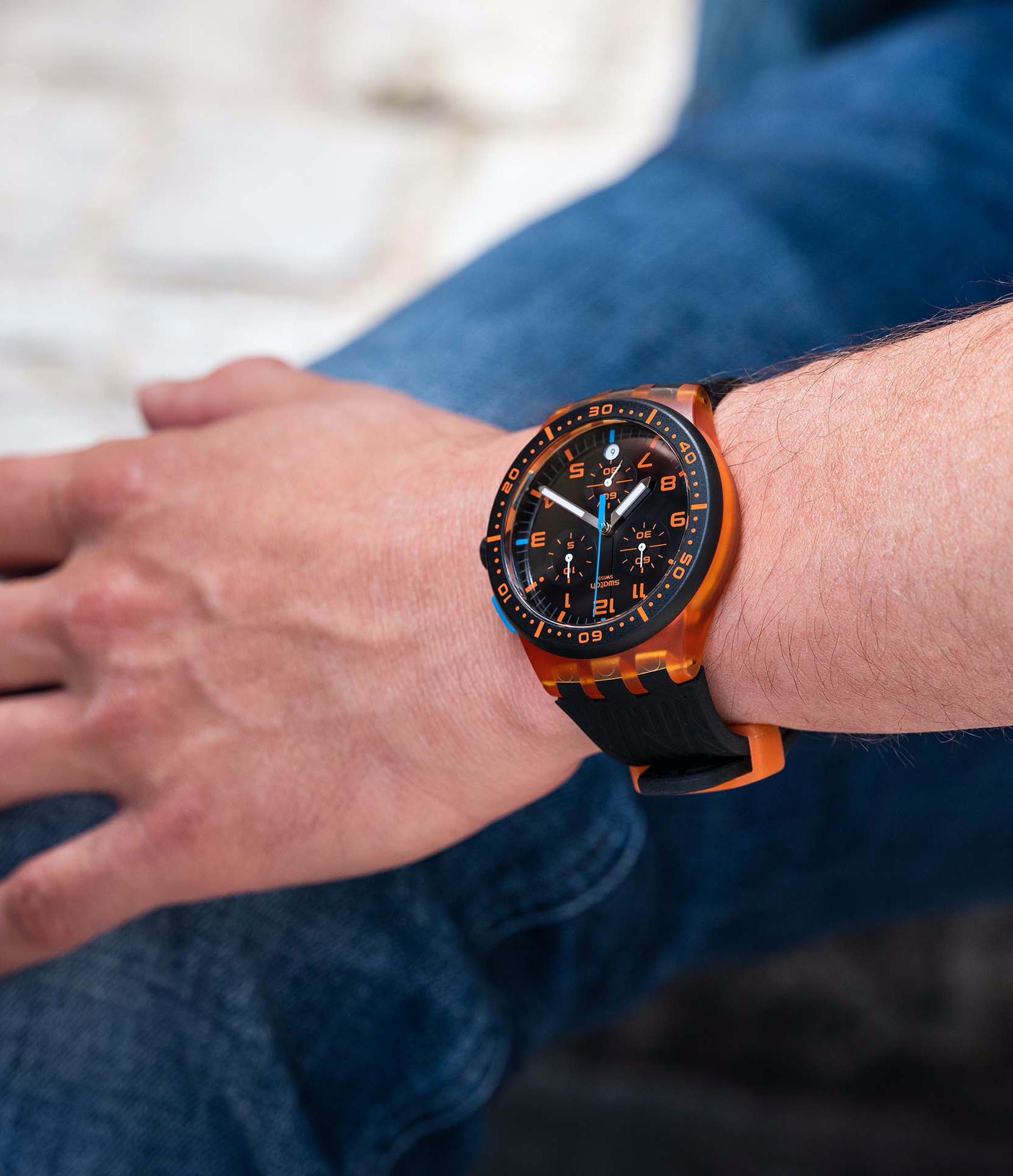 Swatch SUSO401 Erkek Kol Saati