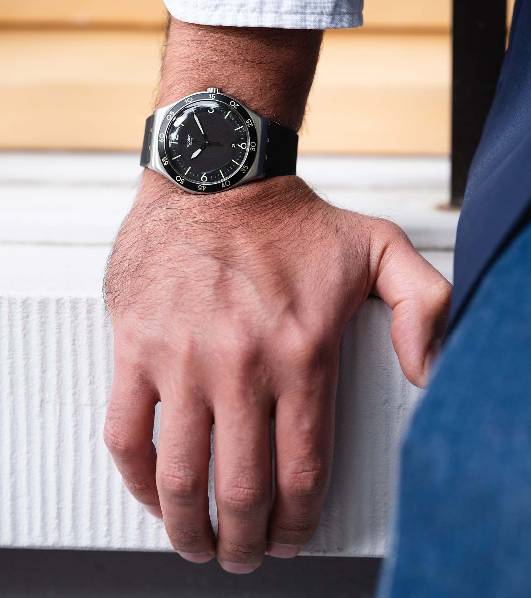 Swatch Yws454 Erkek Kol Saati