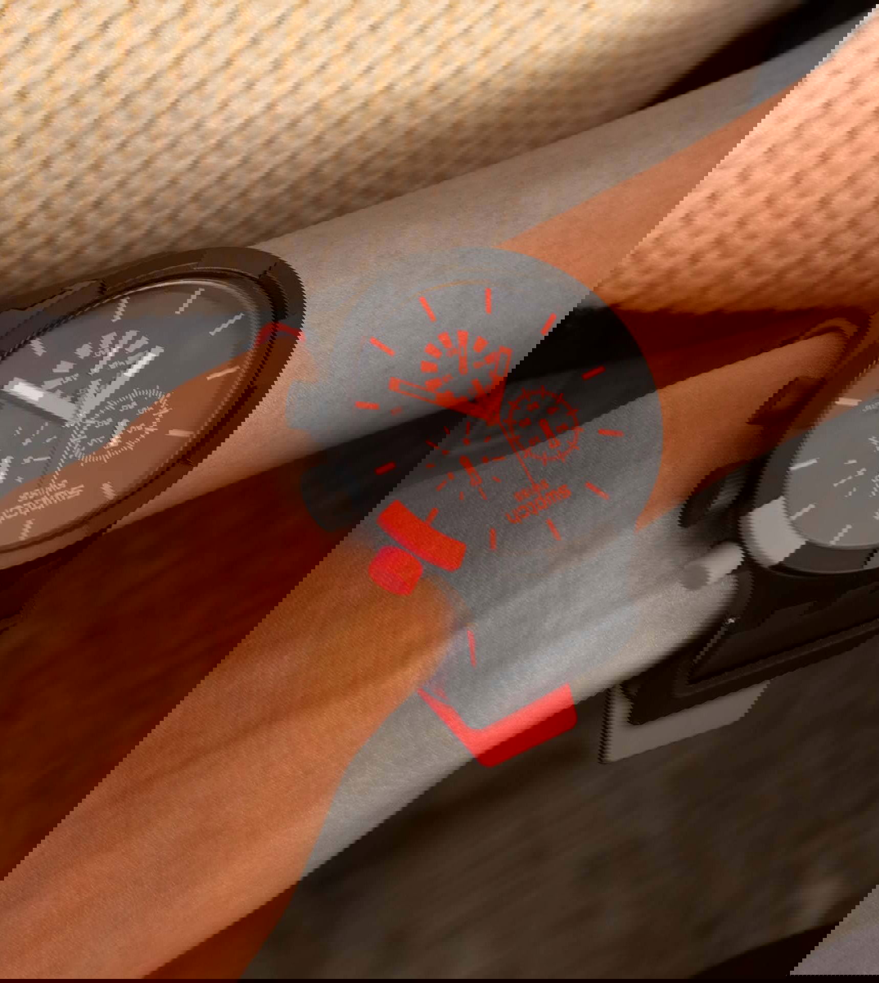 Swatch Sb02b402 Checkpoint Red Erkek Kol Saati