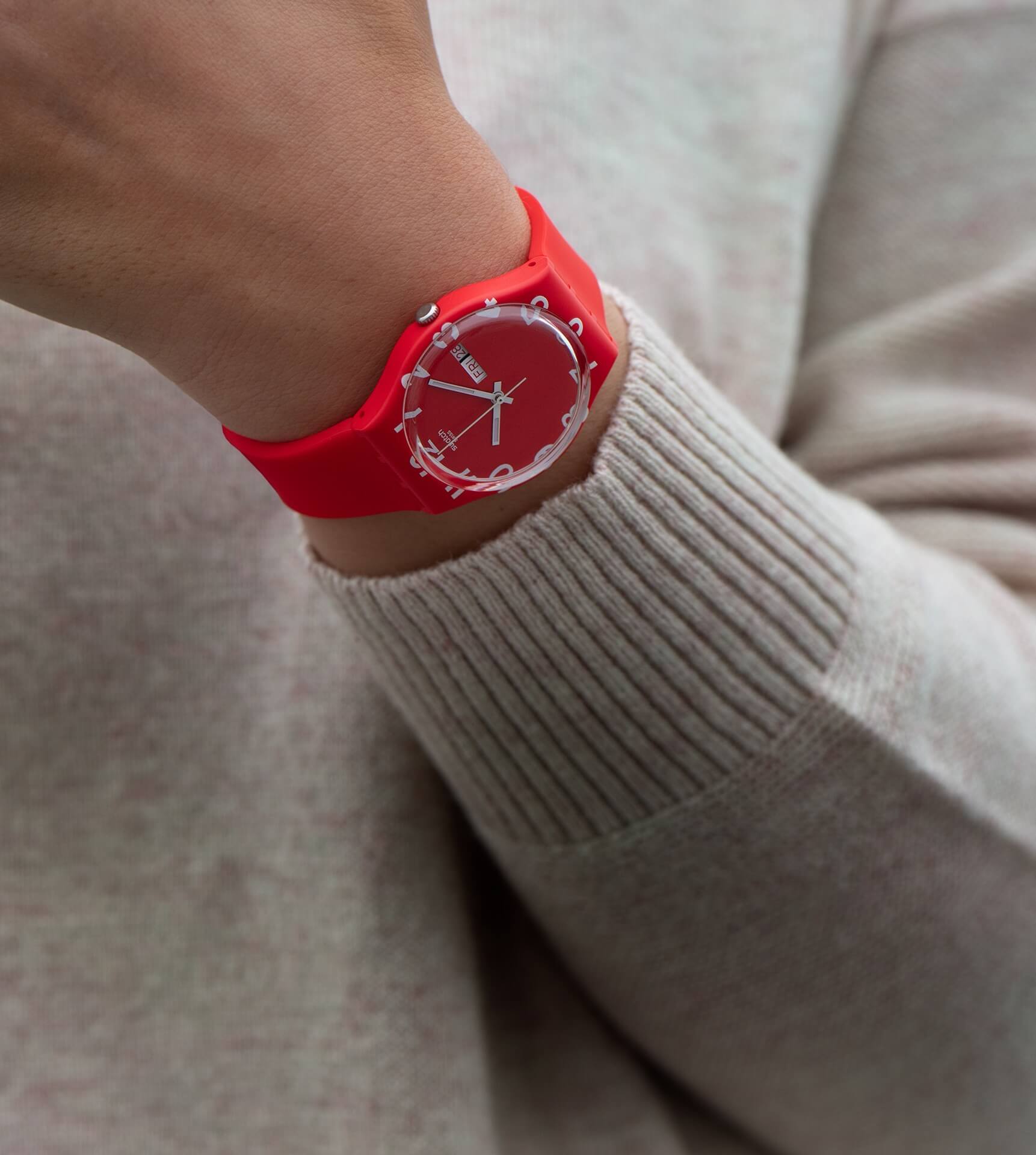 Swatch Gr713 OVER RED Kol Saati