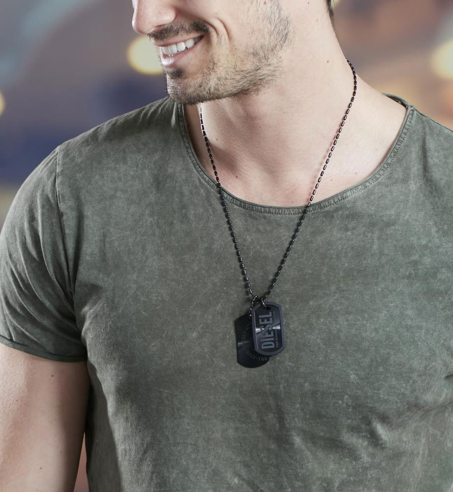 Diesel Djdx0014-040 Erkek Kolye