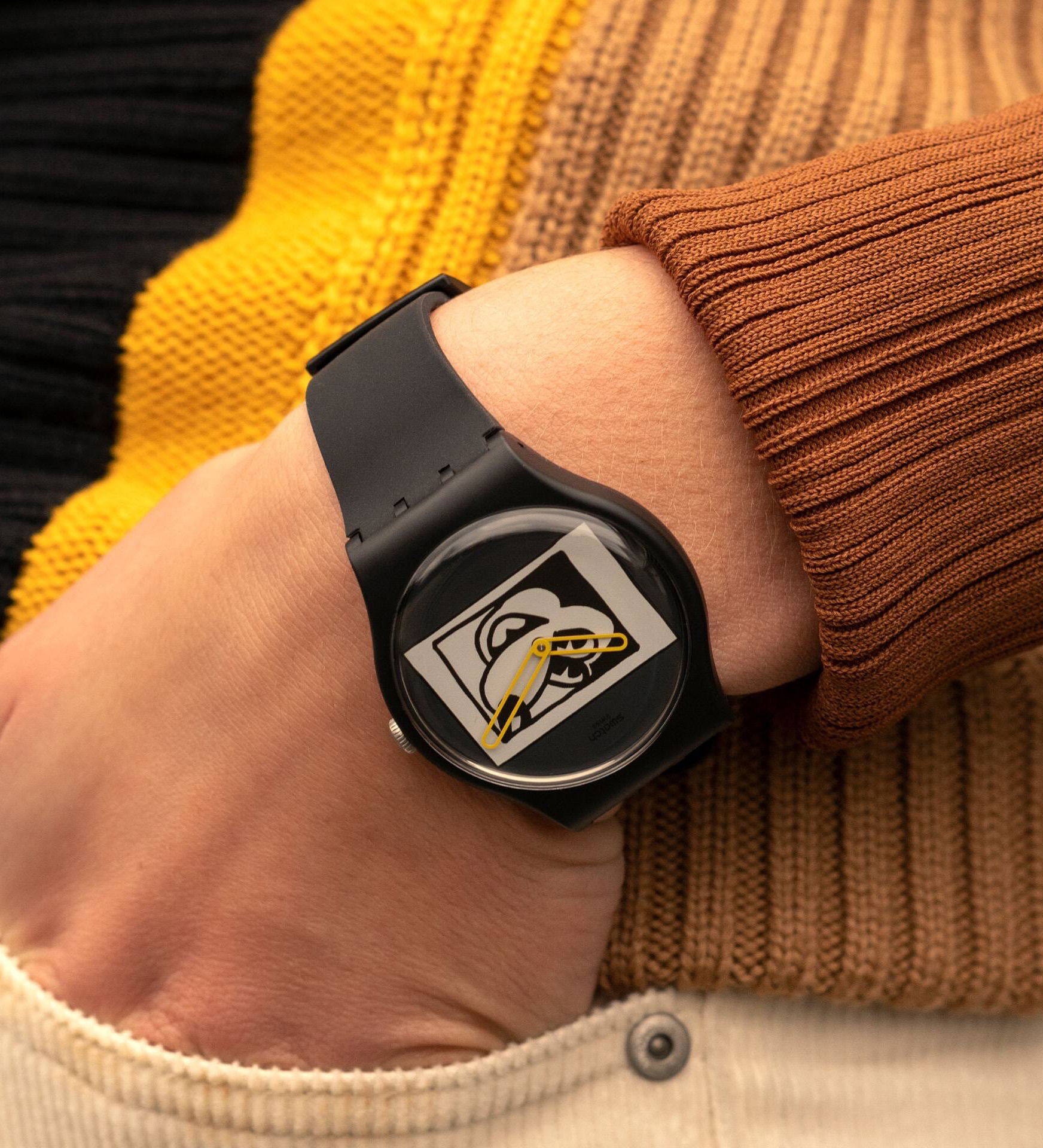 Swatch Suoz337 MICKEY BLANC SUR NOIR