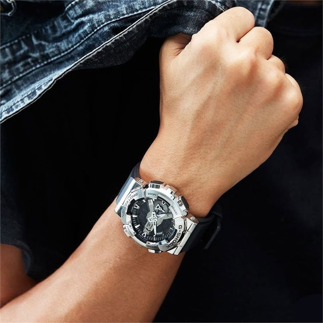 Casio Gm-110-1adr Gshock Erkek Kol Saati