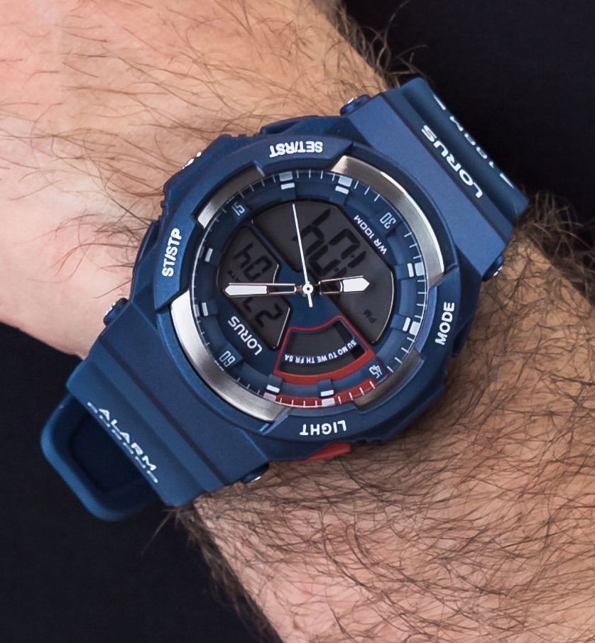 Lorus R2325mx9 Dijital Erkek Kol Saati