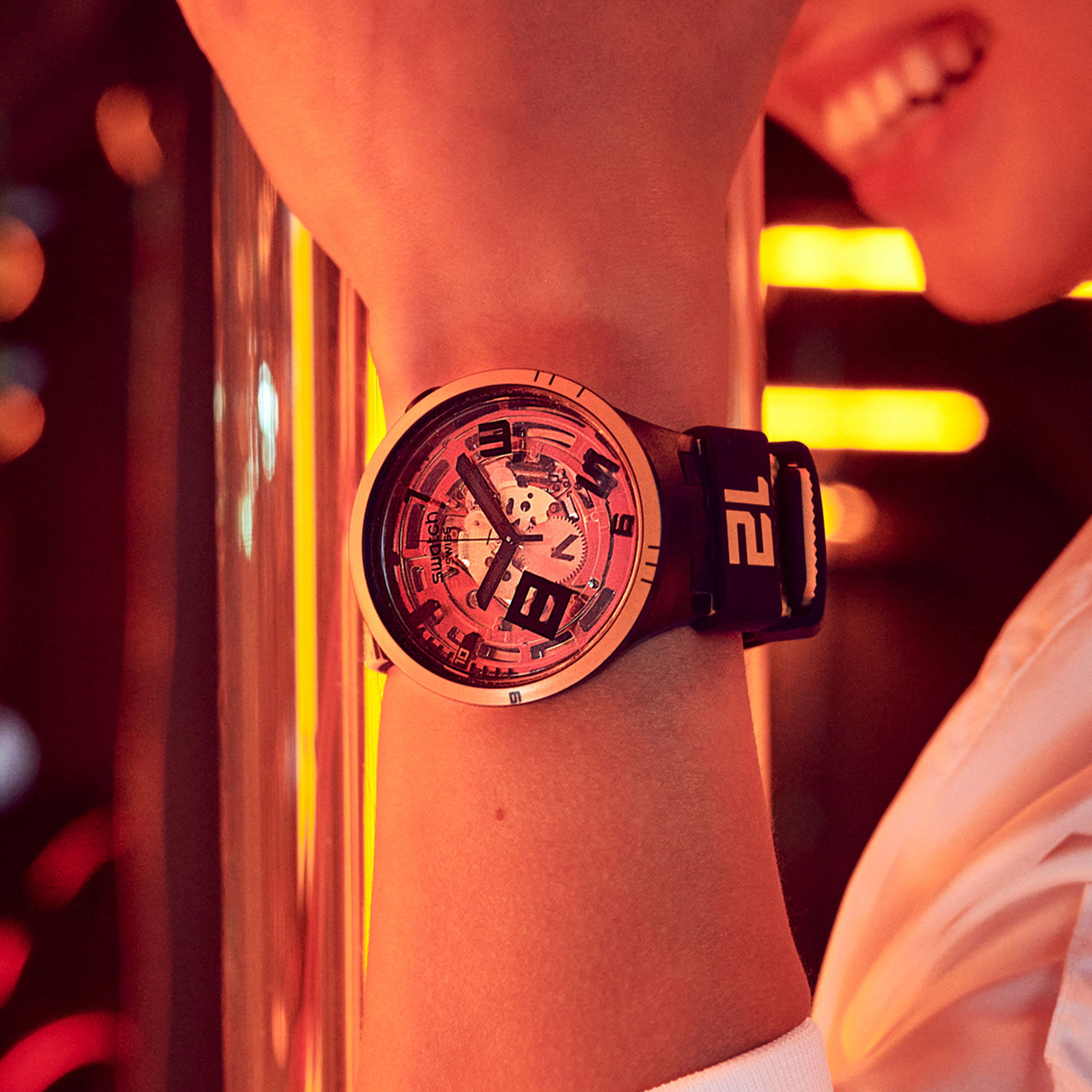 Swatch Sb01b127 OOPS! Kol Saati