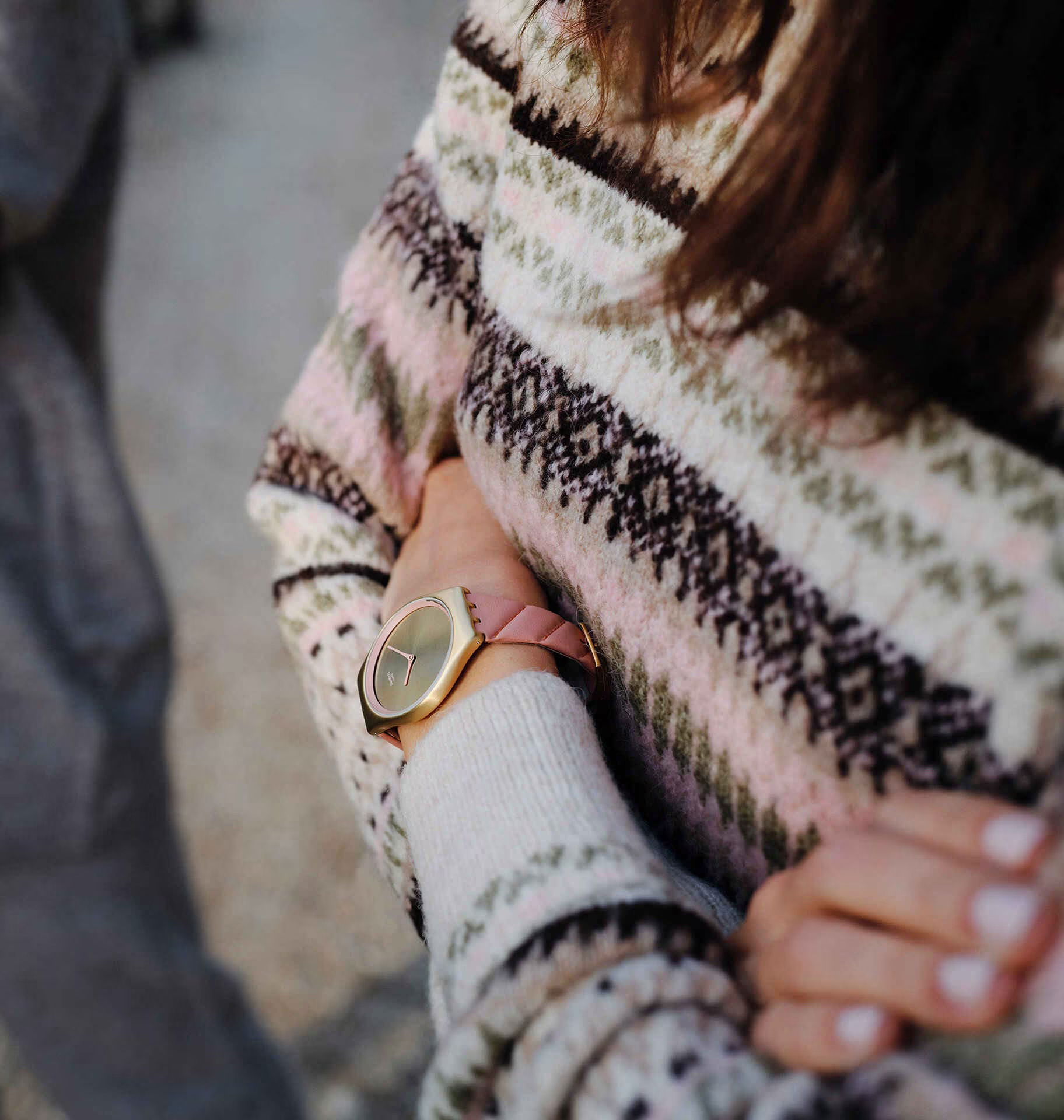 Swatch Syxg114 Blush Quilted Kadın Kol Saati