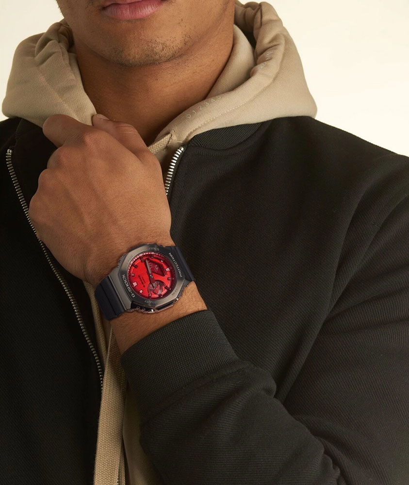 Casio Gm-2100b-4adr G-Shcok Erkek Kol Saati