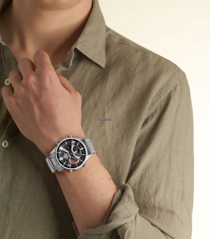 Casio Ecb-s100d-1adf Akıllı Telefon Bağlantılı