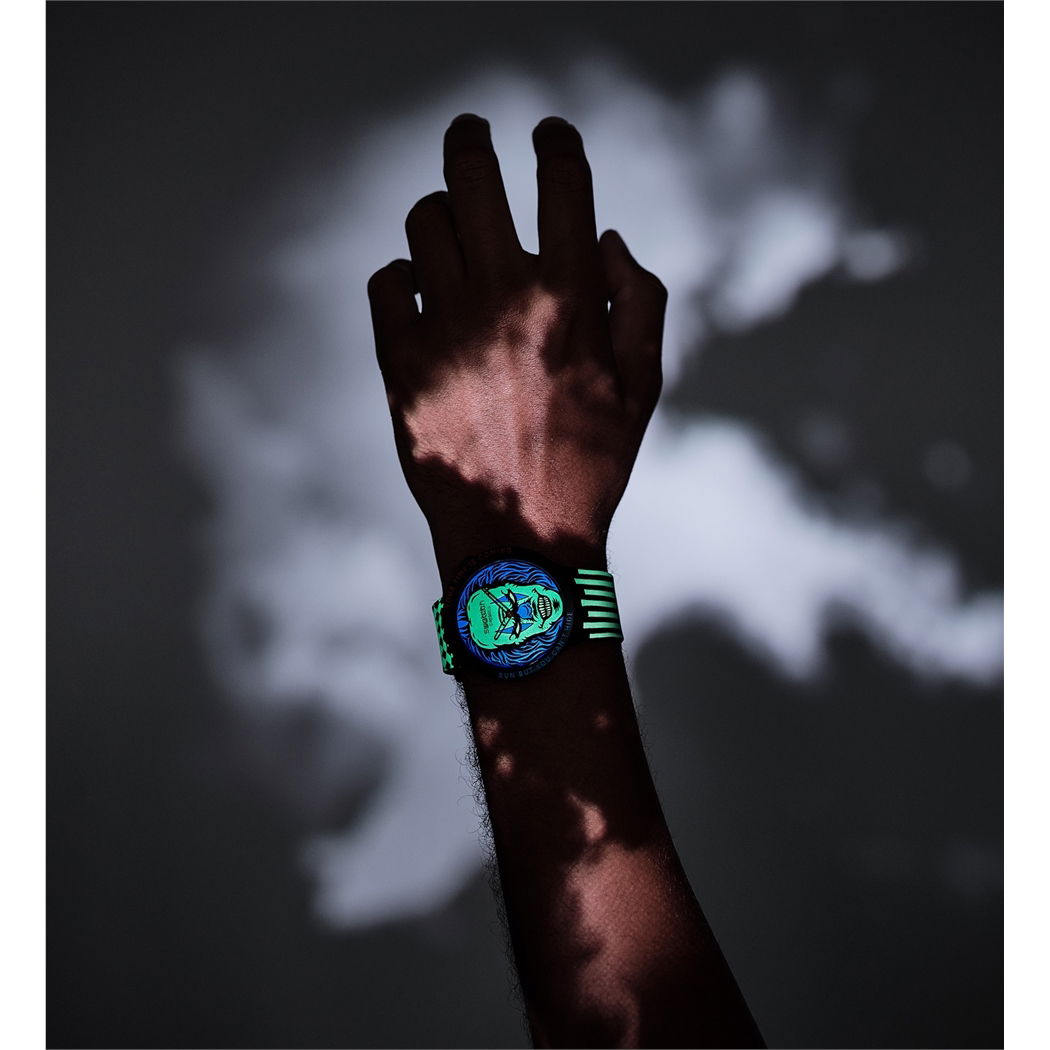Swatch Sb01b128 YOUR TIME IS COMING
