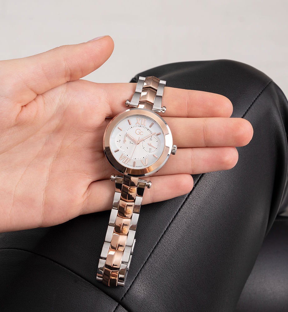 Gc Gcy92001l1mf Kadın Kol Saati