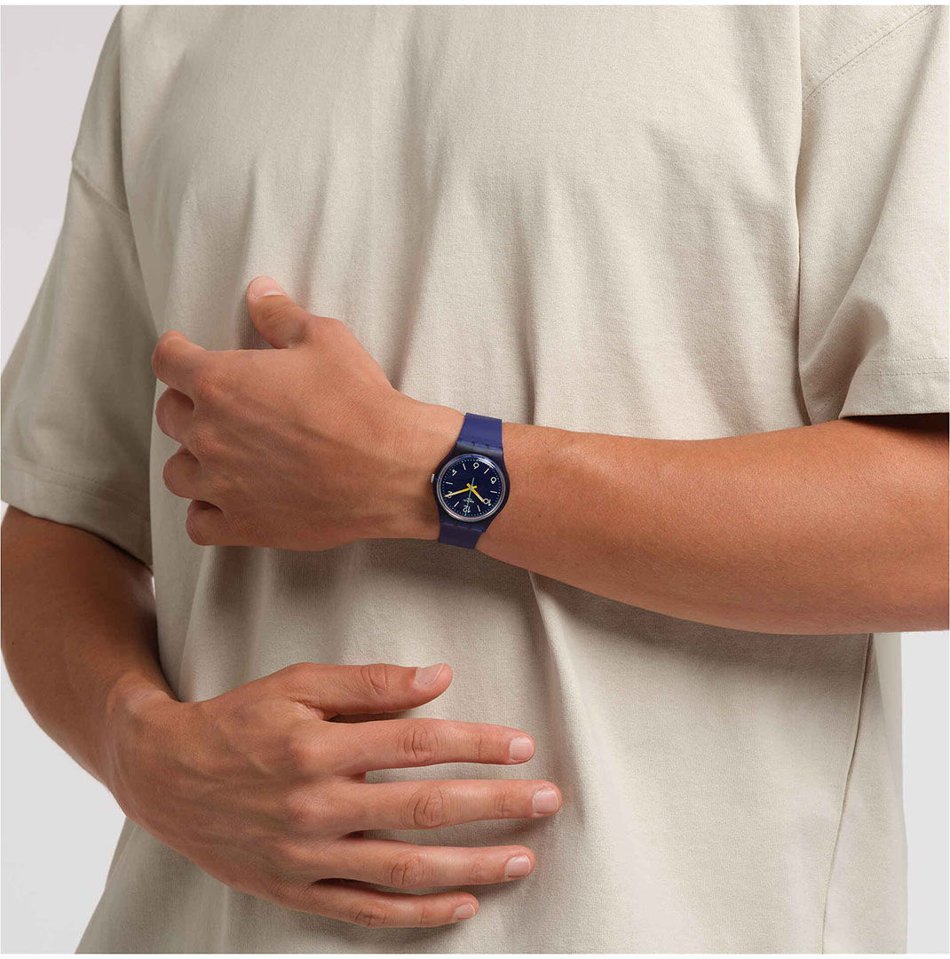 Swatch So28n108 Indigo Swing Kol Saati