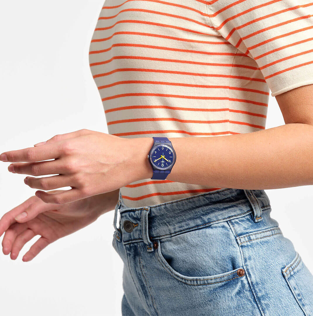 Swatch So28n108 Indigo Swing Kol Saati
