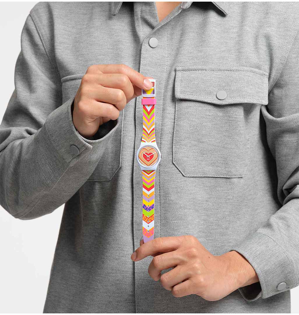 Swatch So31s100 GROOVY LOVE
