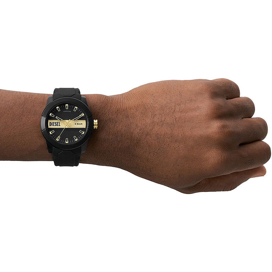 Diesel Dz1997 Erkek Kol Saati