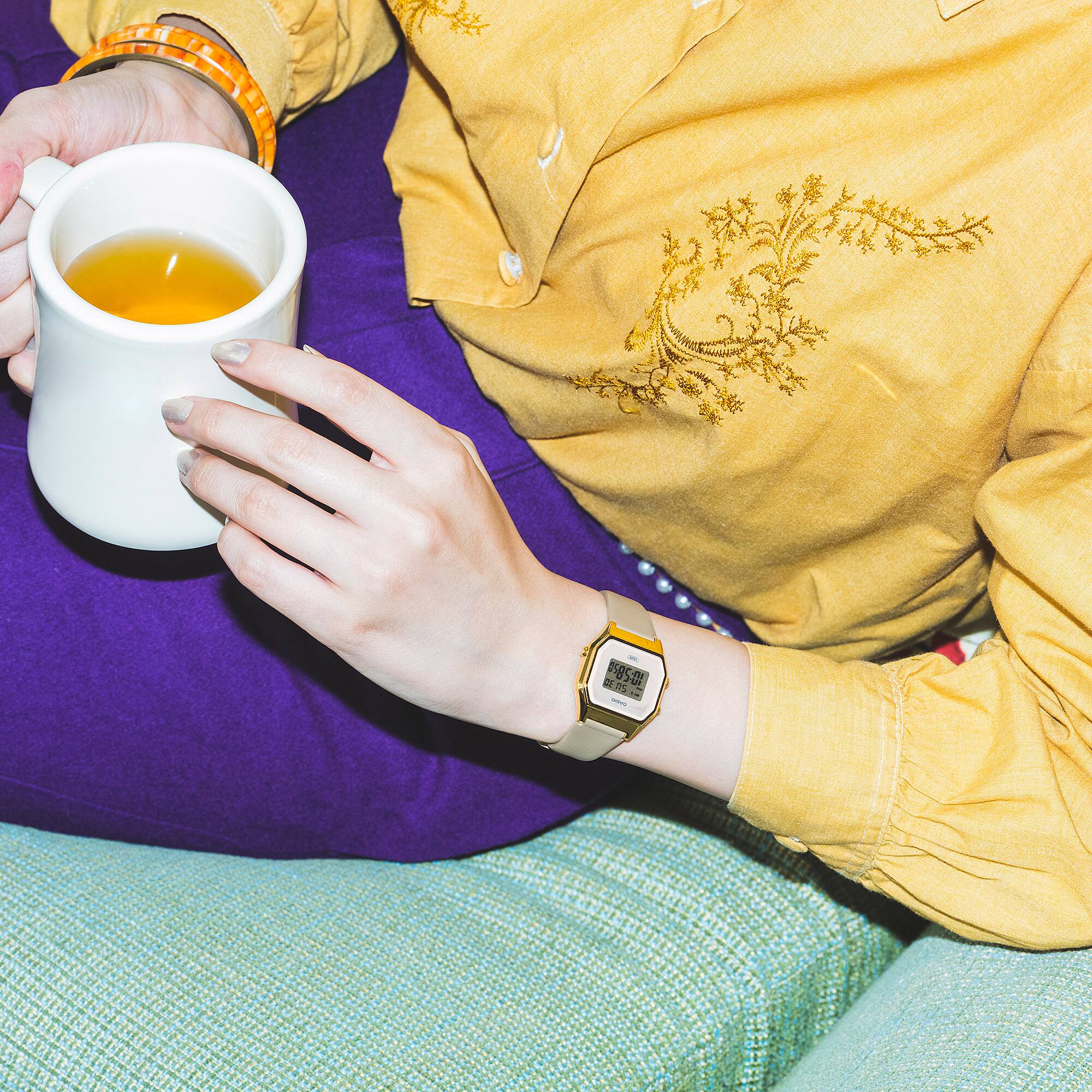 Casio La680wegl-5df Retro Vintage Kadın Kol Saati