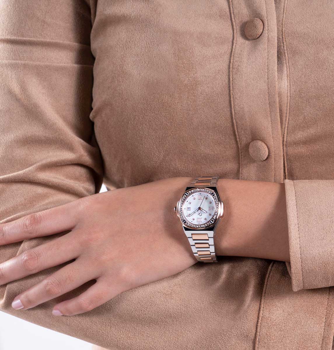 Gc Gcz12003l1mf Kadın Kol Saati