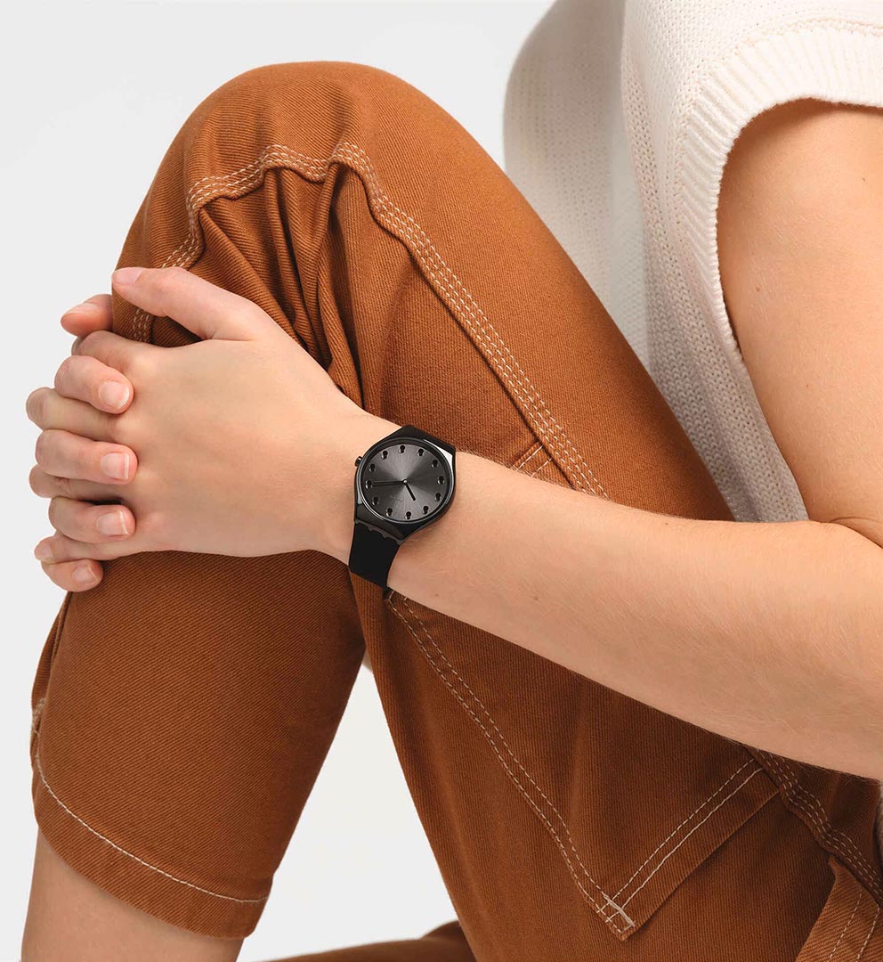 Swatch Syxb106 DARK SPARK Kadın Kol Saati