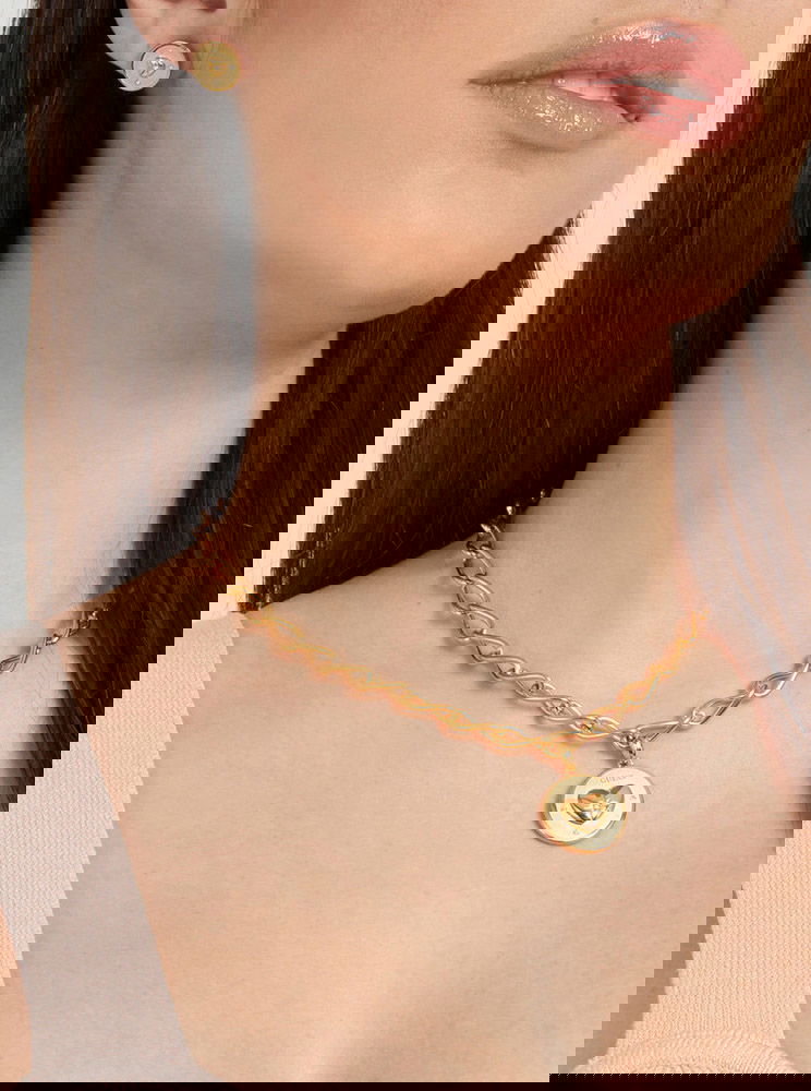 Guess Jgujubn01434jwygtu Kalpli Kadın Kolye