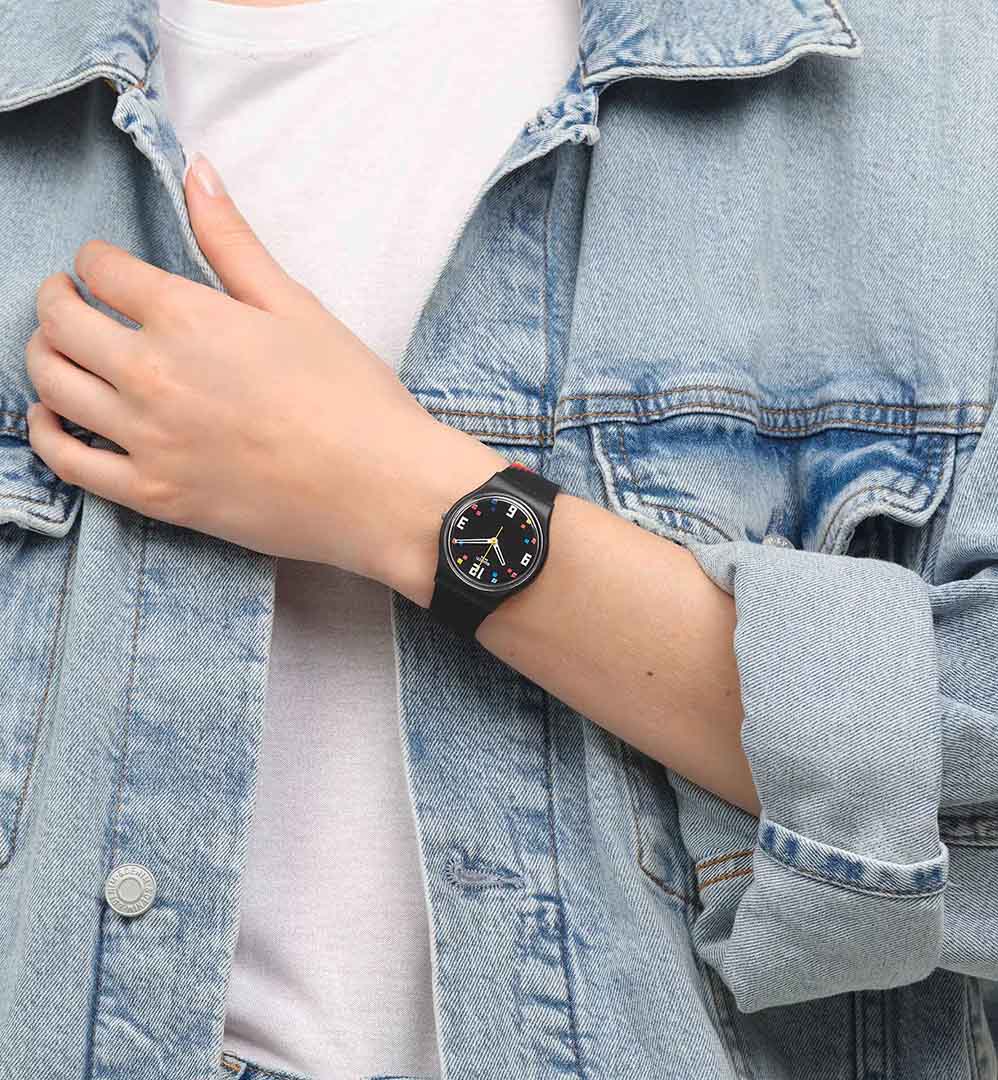 Swatch So28b705 Black Carousel Squares