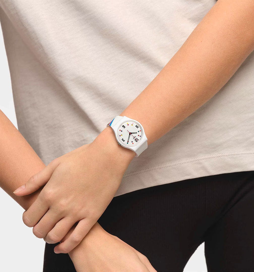 Swatch MERRY-GO-ROUND SQUARES So28w700