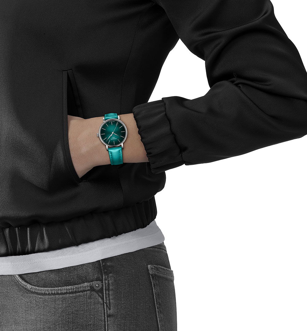 Tissot Everytime 34mm T1432101709100 - Kadın Kol Saati (T143.210.17.091.00)