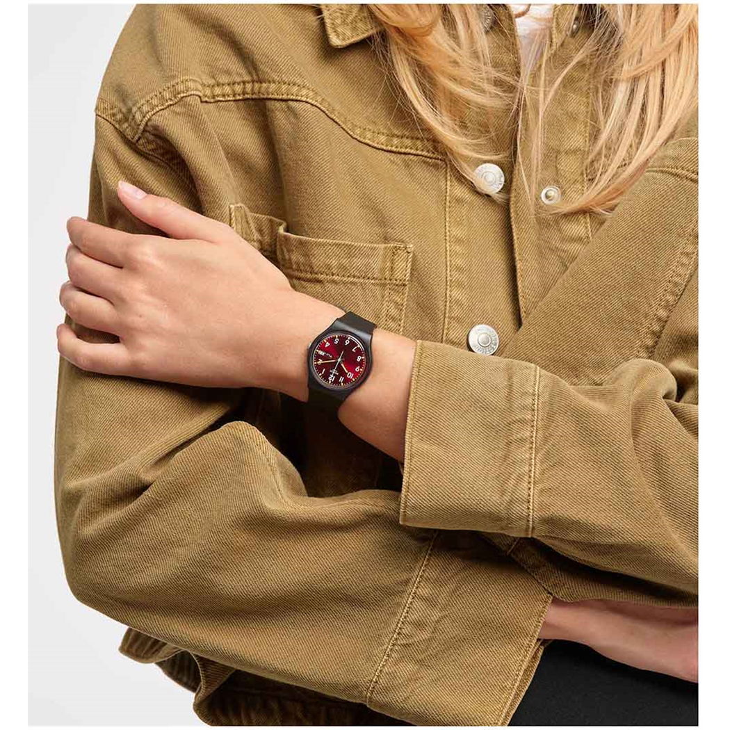 Swatch So28b704 SIR RED Kol Saati