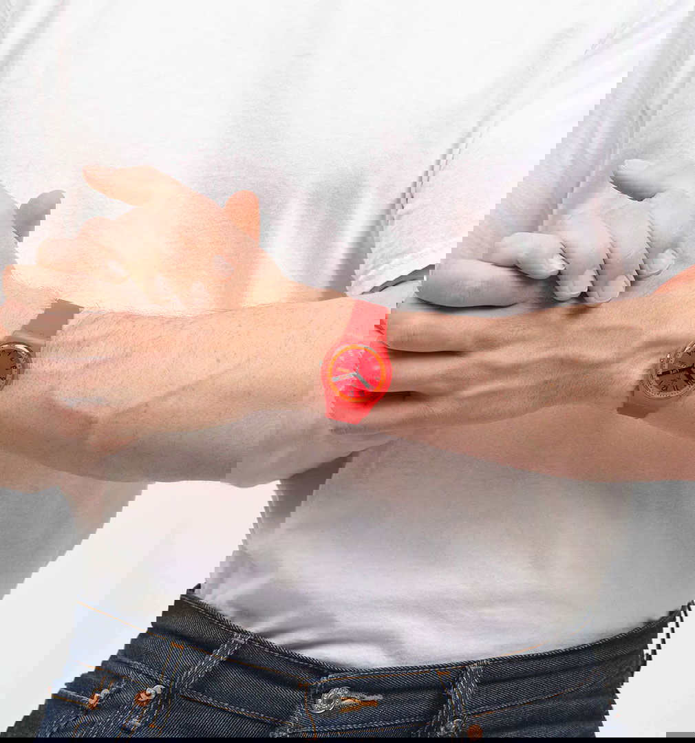 Swatch So29r705 Proudly Red Kol Saati