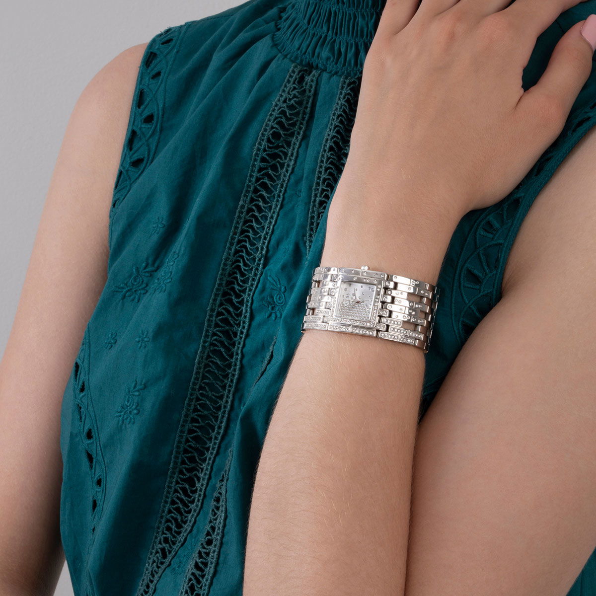 Guess Gugw0441l1 Kadın Kol Saati