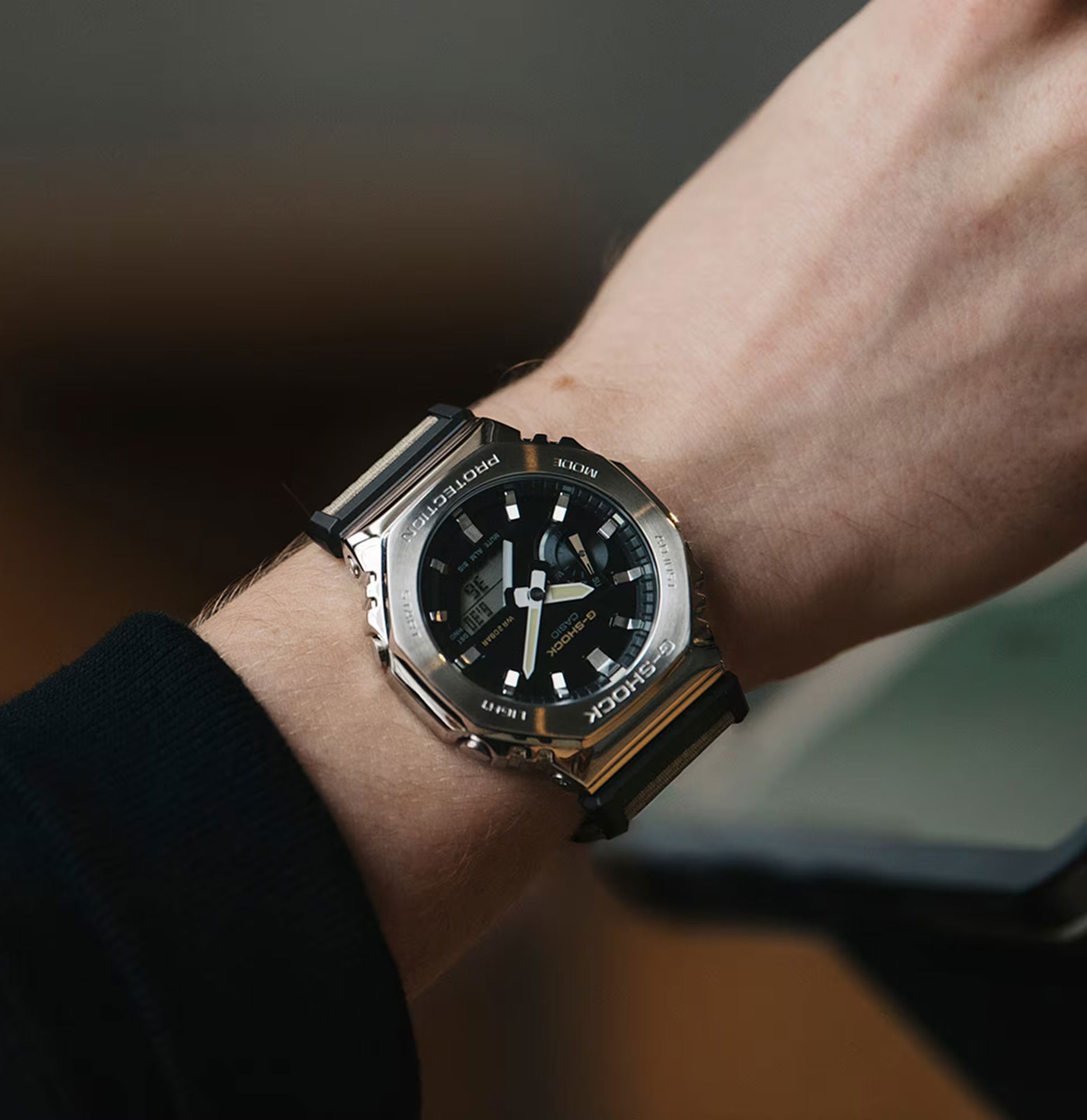 Casio Gm-2100C-5Adr G-Shock Kol Saati