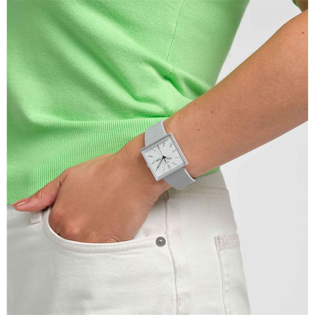 Swatch So34m700 WHAT IF…GRAY?