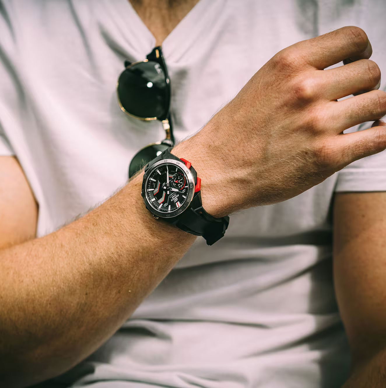 Casio Ecb-2200P-1Adf Edifice Akıllı Telefon Bağlantılı