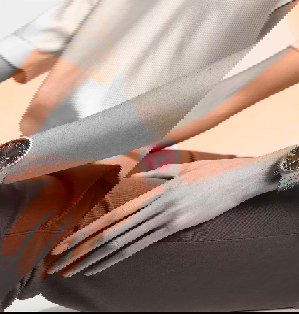 Swatch Sb07s104g Scarlet Shimmer Big Bold Irony