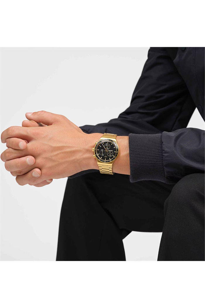 Swatch Yvg418g In The Black Kol Saati