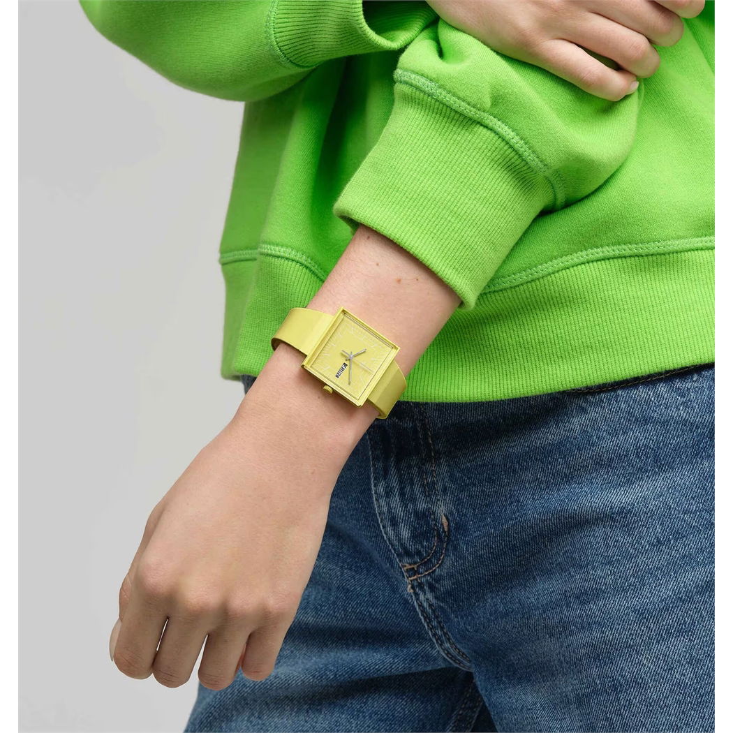 Swatch So34j700  WHAT IF…LEMON?