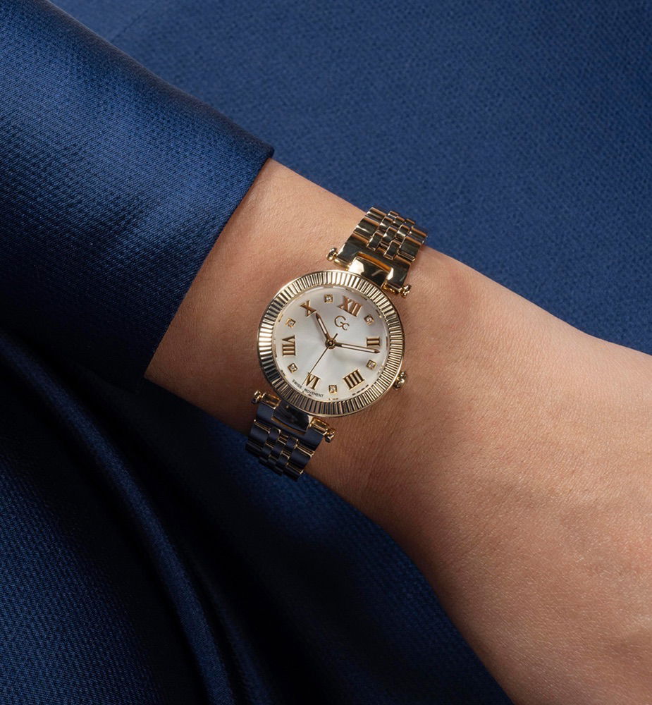 Gc Gcz02008l1mf Kadın Kol Saati