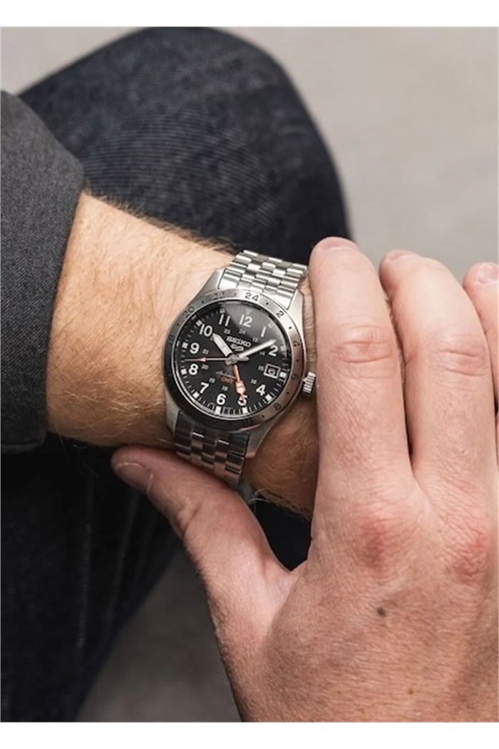 Seiko 5 Sports SSK023K Field GMT Otomatik Erkek Saati