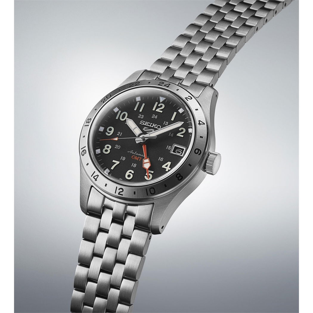 Seiko 5 Sports SSK023K Field GMT Otomatik Erkek Saati