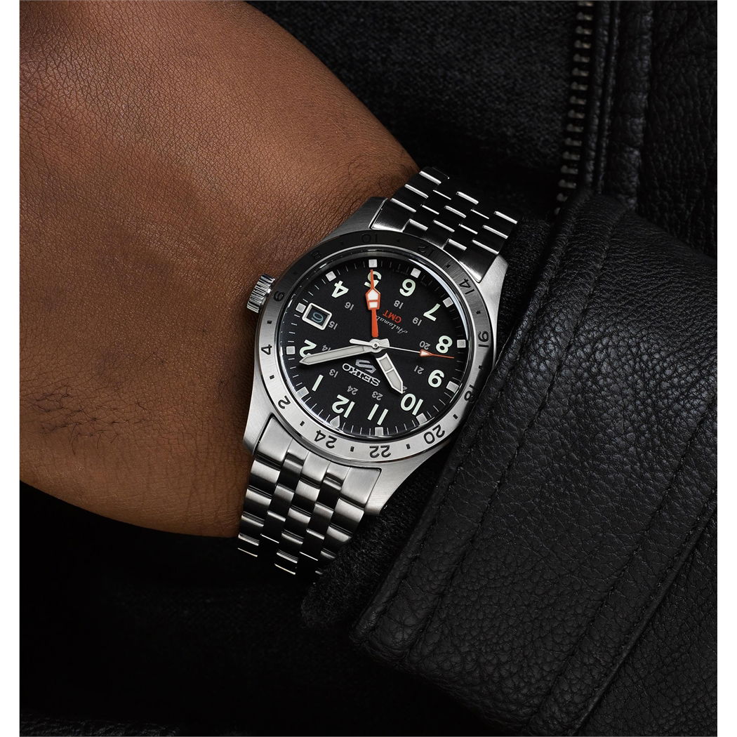 Seiko 5 Sports SSK023K Field GMT Otomatik Erkek Saati