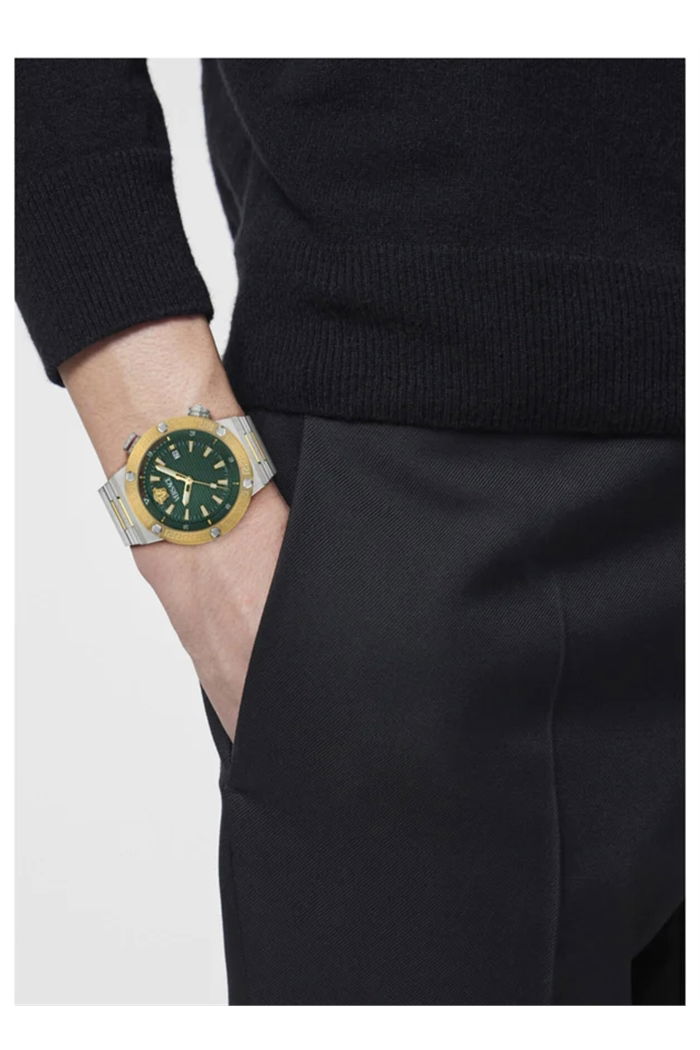 Versace Vrscve8g00524 Erkek Kol Saati