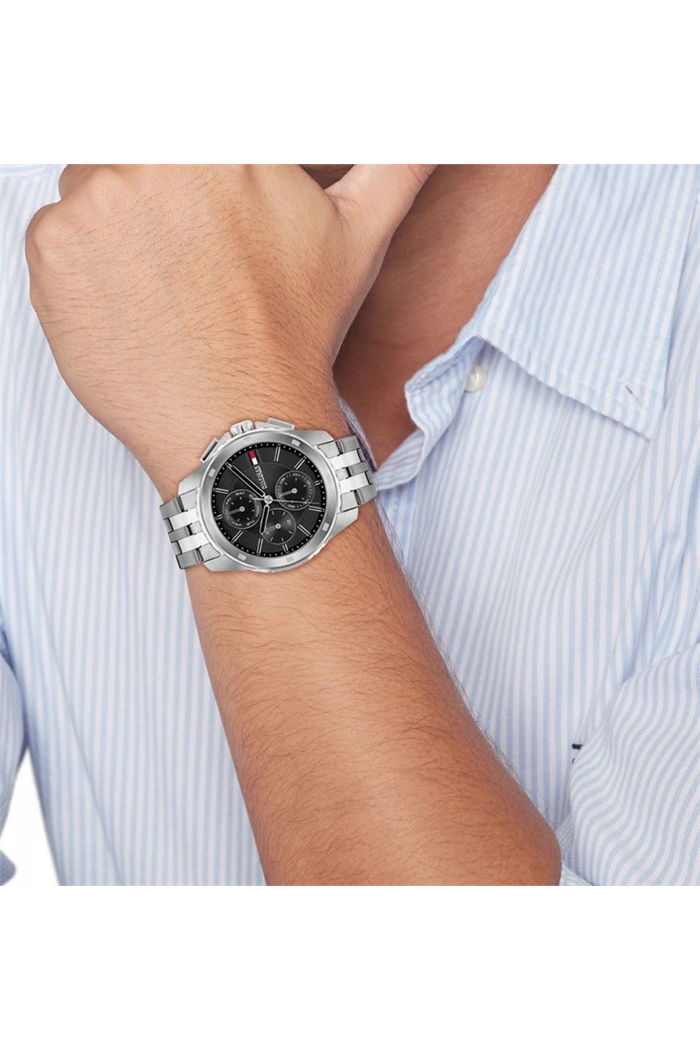 Tommy Hilfiger Th1710620 Erkek Kol Saati