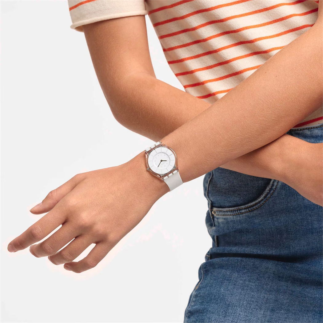 Swatch Ss08k102-S14 WHITE CLASSINESS