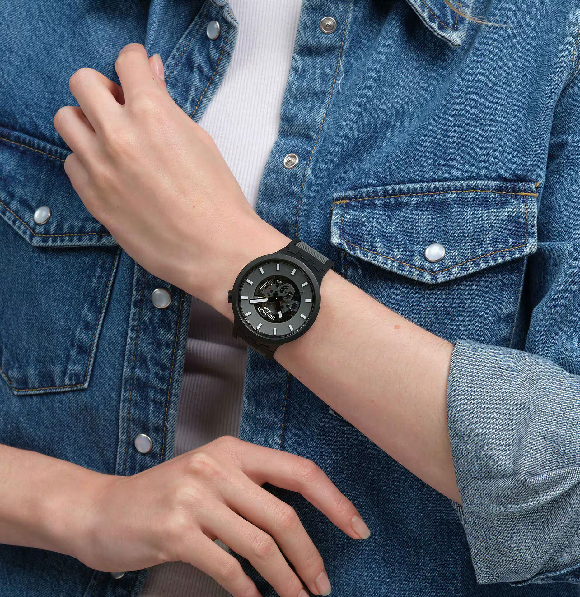 Swatch Sb05b113 Past The Horizon Erkek Kol Saati